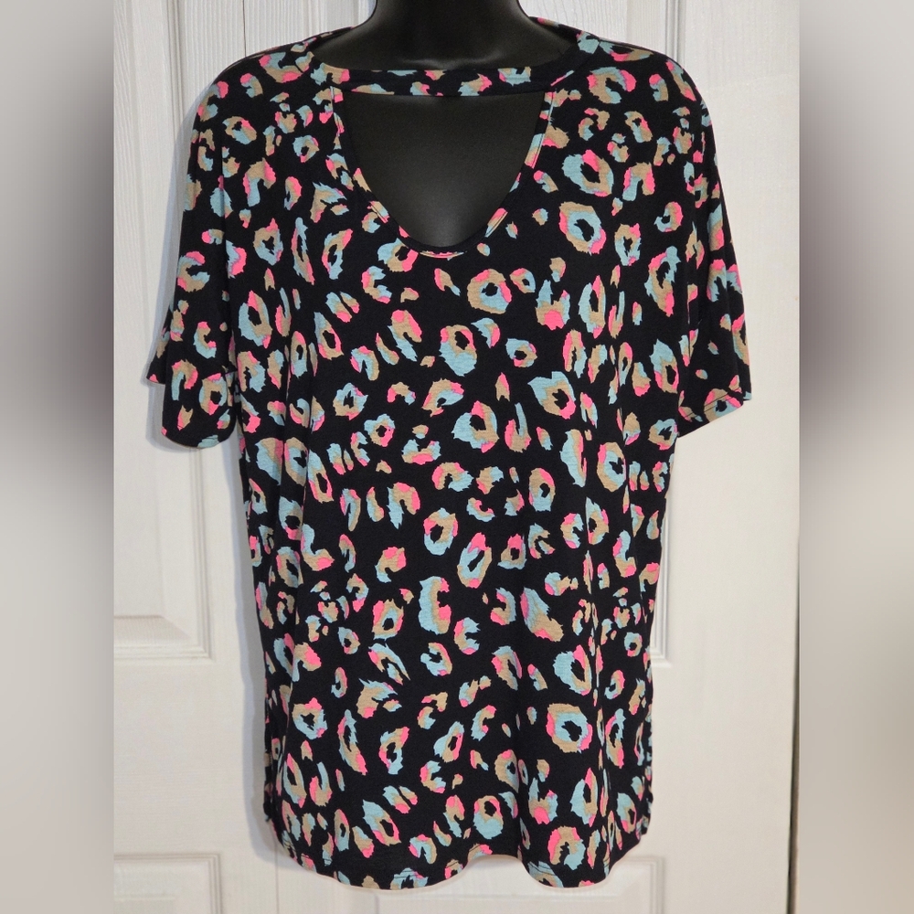 Honeyme Black and Pink Relaxed Short Sleeve Tee